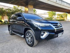 2018 Toyota Fortuner 2.4 V SUV ออกรถ 0 บาท